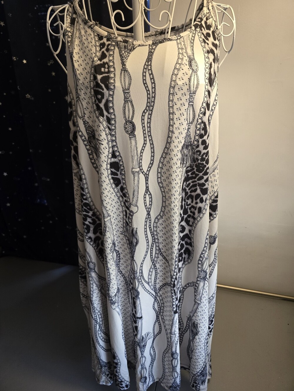Women's Black & White Chain Printed Dress